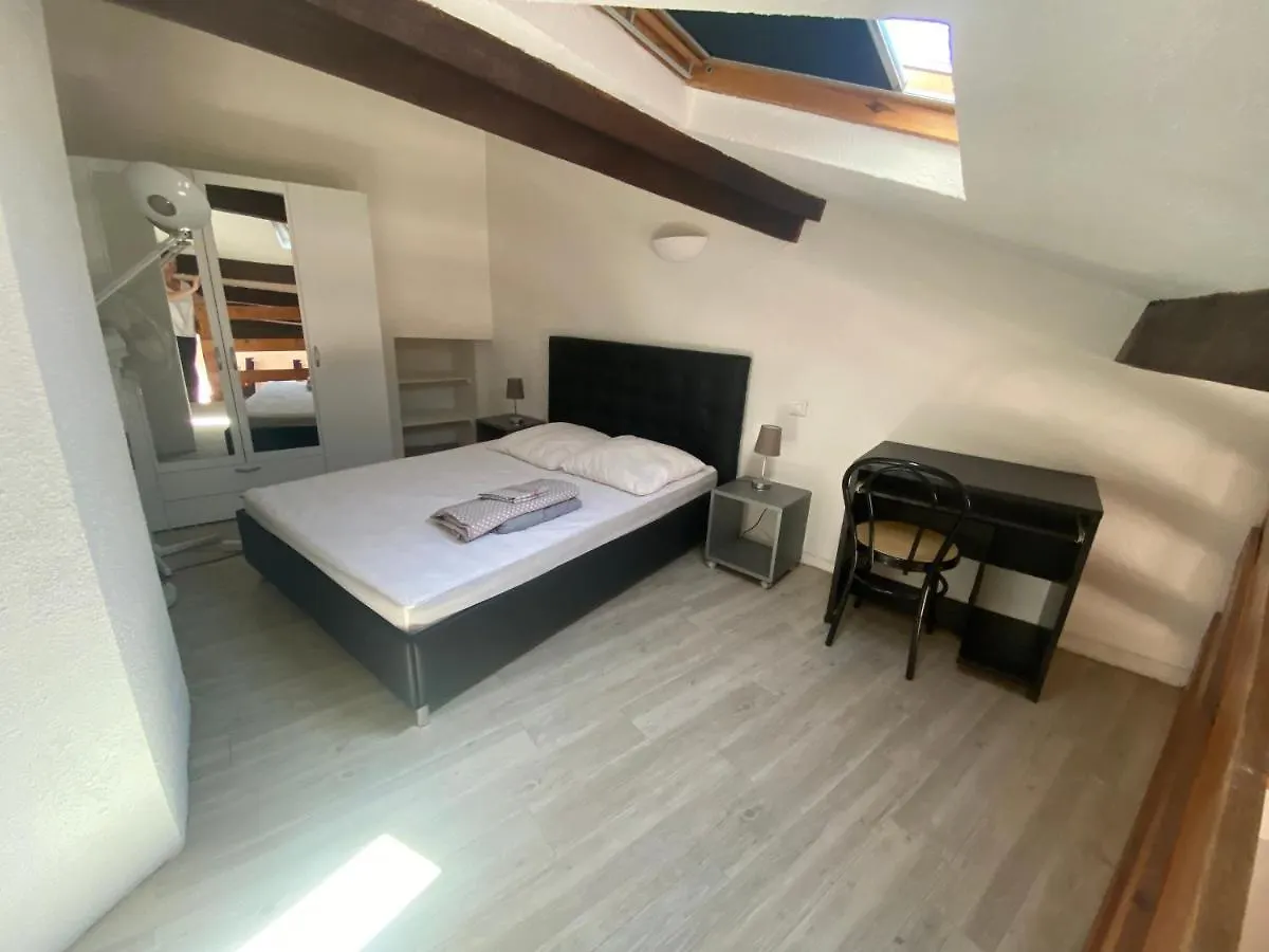 Le Cocon D'Avignon - T2 Duplex 40M2 - Centre Historique Intra Muros- Wifi Climatisation Frankrijk