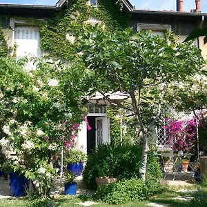 Bed & Breakfast Les Petits Poissons, Avignon